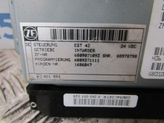 DAF XF 105 INTARDER ECU BOSCH P/NO 0260001028 - Centralina electrónica de Caminhão: foto 2 DAF XF 105 INTARDER ECU BOSCH P/NO 0260001028 - Centralina electrónica de Caminhão: foto 2