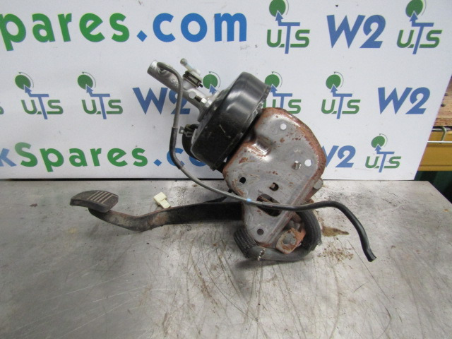 HINO 300 SERIES CLUTCH SERVO COMPLETE P/NO 131030-30030 - Motor e peças de Caminhão: foto 2 HINO 300 SERIES CLUTCH SERVO COMPLETE P/NO 131030-30030 - Motor e peças de Caminhão: foto 2