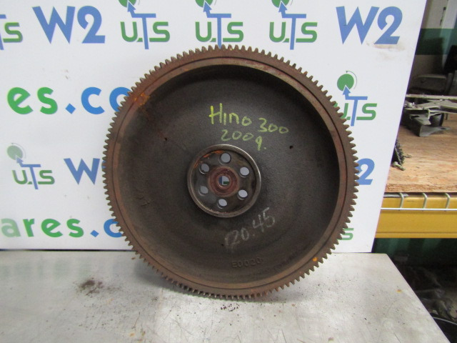 HINO 300 SERIES FLYWHEEL P/NO E0020 - Volante do motor de Caminhão: foto 1 HINO 300 SERIES FLYWHEEL P/NO E0020 - Volante do motor de Caminhão: foto 1