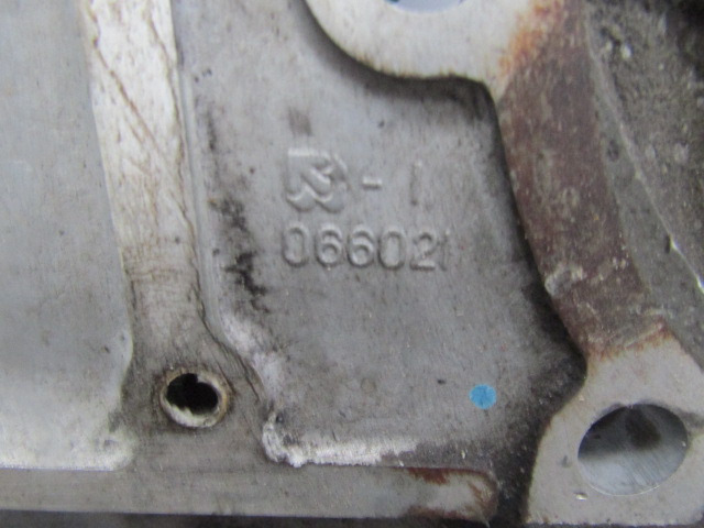 HINO 300 SERIES (N04C) FLYWHEEL BELL HOUSING P/NO 066021 - Motor e peças de Caminhão: foto 3 HINO 300 SERIES (N04C) FLYWHEEL BELL HOUSING P/NO 066021 - Motor e peças de Caminhão: foto 3