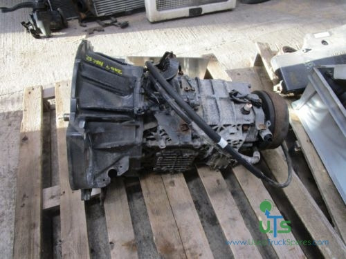 ISUZU NKR 5 SPEED MANUAL GEARBOX - Caixa de câmbio de Caminhão: foto 2 ISUZU NKR 5 SPEED MANUAL GEARBOX - Caixa de câmbio de Caminhão: foto 2