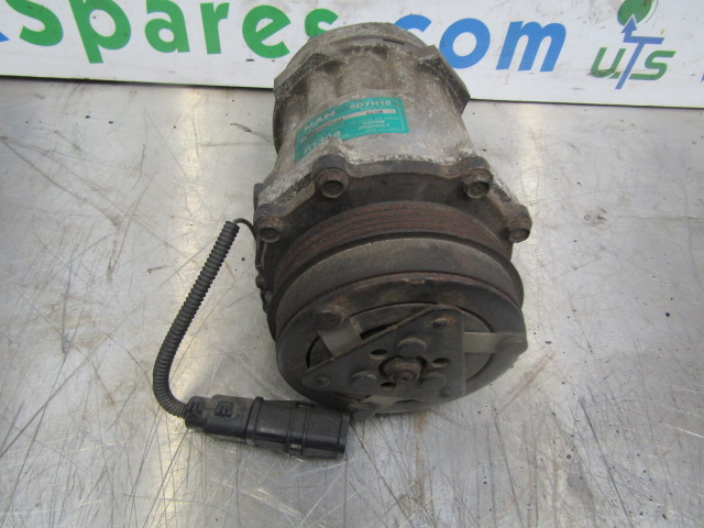 MAN TGM 340 D0836 AIR CON PUMP TYPE-SD7HI5/MODEL NO 8298 - Motor e peças de Caminhão: foto 1 MAN TGM 340 D0836 AIR CON PUMP TYPE-SD7HI5/MODEL NO 8298 - Motor e peças de Caminhão: foto 1
