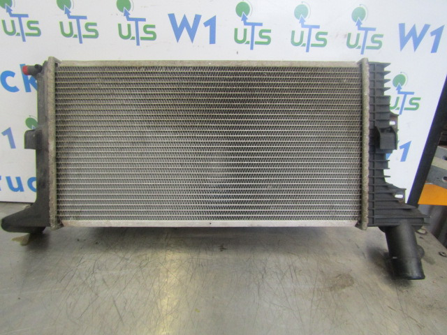 MERCEDES ATEGO 1324 OM906 RADIATOR P/NP BEHR 20171021/99001181 - Radiador de Caminhão: foto 1 MERCEDES ATEGO 1324 OM906 RADIATOR P/NP BEHR 20171021/99001181 - Radiador de Caminhão: foto 1