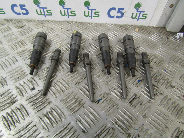MERCEDES ATEGO 906LA BOSCH INJECTORS (4) P/NO 0432191501 - Fornecimento de combustível de Caminhão: foto 1 MERCEDES ATEGO 906LA BOSCH INJECTORS (4) P/NO 0432191501 - Fornecimento de combustível de Caminhão: foto 1