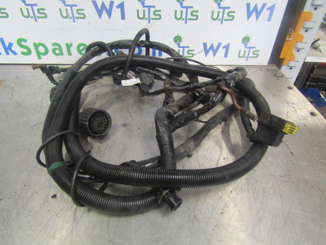 MERCEDES AXOR 1829 MANUAL GEARBOX WIRING HARNESS P/NO 003929484 - Sistema elétrico de Caminhão: foto 4 MERCEDES AXOR 1829 MANUAL GEARBOX WIRING HARNESS P/NO 003929484 - Sistema elétrico de Caminhão: foto 4