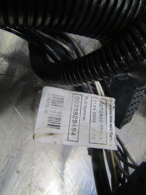 MERCEDES AXOR 1829 MANUAL GEARBOX WIRING HARNESS P/NO 003929484 - Sistema elétrico de Caminhão: foto 1 MERCEDES AXOR 1829 MANUAL GEARBOX WIRING HARNESS P/NO 003929484 - Sistema elétrico de Caminhão: foto 1