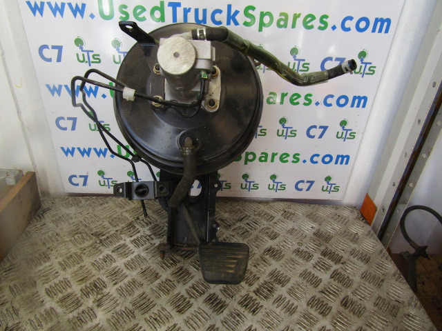 MITSUBISHI 3C11 / 3C13 BRAKE SERVO COMPLETE P/NO 864-03701/6420 - Peças de freio de Caminhão: foto 1 MITSUBISHI 3C11 / 3C13 BRAKE SERVO COMPLETE P/NO 864-03701/6420 - Peças de freio de Caminhão: foto 1