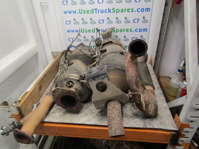 MITSUBISHI FUSO 4P10 FULL SCR EXHAUST SYSTEM P/NO ME555982 MK667728 - Silenciador/ Sistema de escape de Caminhão: foto 1 MITSUBISHI FUSO 4P10 FULL SCR EXHAUST SYSTEM P/NO ME555982 MK667728 - Silenciador/ Sistema de escape de Caminhão: foto 1