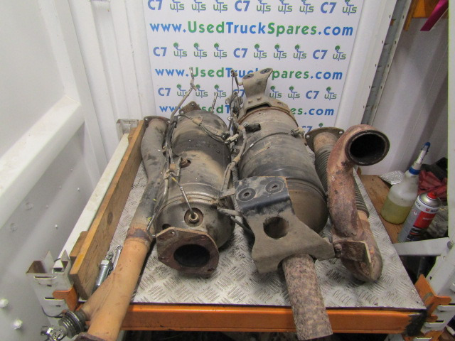 MITSUBISHI FUSO 4P10 FULL SCR EXHAUST SYSTEM P/NO ME555982 MK667728 - Silenciador/ Sistema de escape de Caminhão: foto 2 MITSUBISHI FUSO 4P10 FULL SCR EXHAUST SYSTEM P/NO ME555982 MK667728 - Silenciador/ Sistema de escape de Caminhão: foto 2