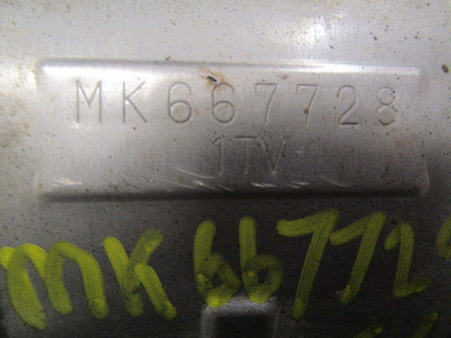 MITSUBISHI FUSO 4P10 FULL SCR EXHAUST SYSTEM P/NO ME555982 MK667728 - Silenciador/ Sistema de escape de Caminhão: foto 4 MITSUBISHI FUSO 4P10 FULL SCR EXHAUST SYSTEM P/NO ME555982 MK667728 - Silenciador/ Sistema de escape de Caminhão: foto 4
