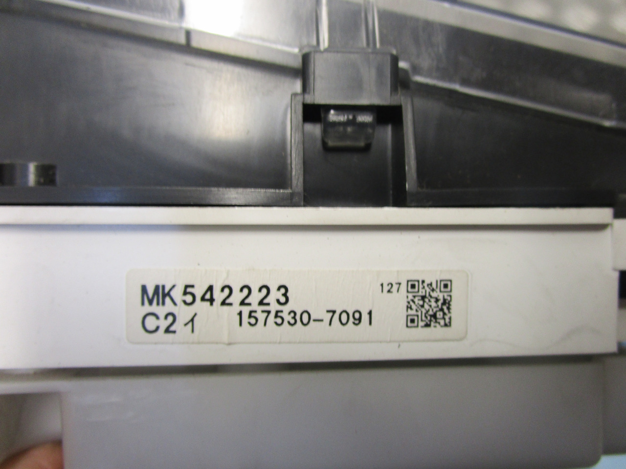 MITSUBISHI FUSO CLOCK CLUSTER P/NO MK542223 - Sistema elétrico de Caminhão: foto 2 MITSUBISHI FUSO CLOCK CLUSTER P/NO MK542223 - Sistema elétrico de Caminhão: foto 2