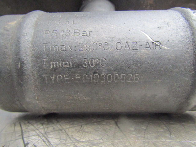 RENAULT PREMIUM COMPRESSOR PIPE & CHAMBER TYPE 5010300526 - Motor e peças de Caminhão: foto 2 RENAULT PREMIUM COMPRESSOR PIPE & CHAMBER TYPE 5010300526 - Motor e peças de Caminhão: foto 2