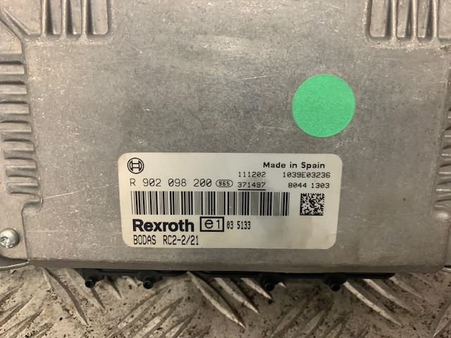 SCHMIDT SWINGO ‘REXROTH’ CONTROLLER BODAS RCT UNIT P/NO R902098200 - Sistema elétrico de Caminhão: foto 2 SCHMIDT SWINGO ‘REXROTH’ CONTROLLER BODAS RCT UNIT P/NO R902098200 - Sistema elétrico de Caminhão: foto 2