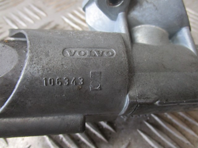 VOLVO FM/FH VERSION 2 IGNITION LOCK AND KEY 106343 - Cabine e interior de Caminhão: foto 2 VOLVO FM/FH VERSION 2 IGNITION LOCK AND KEY 106343 - Cabine e interior de Caminhão: foto 2