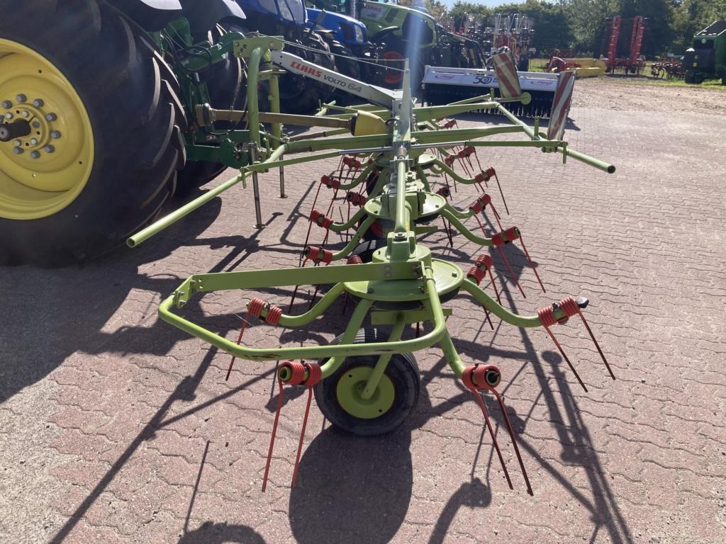CLAAS VOLTO 64 - Ancinho enleirador: foto 2 CLAAS VOLTO 64 - Ancinho enleirador: foto 2