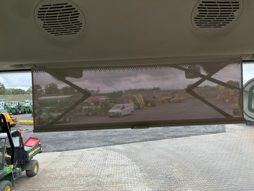 John Deere 6215R - Trator: foto 5 John Deere 6215R - Trator: foto 5