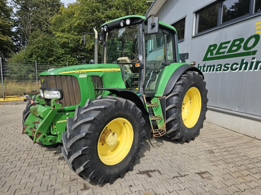 John Deere 6420S PREMIUM - Trator: foto 1 John Deere 6420S PREMIUM - Trator: foto 1