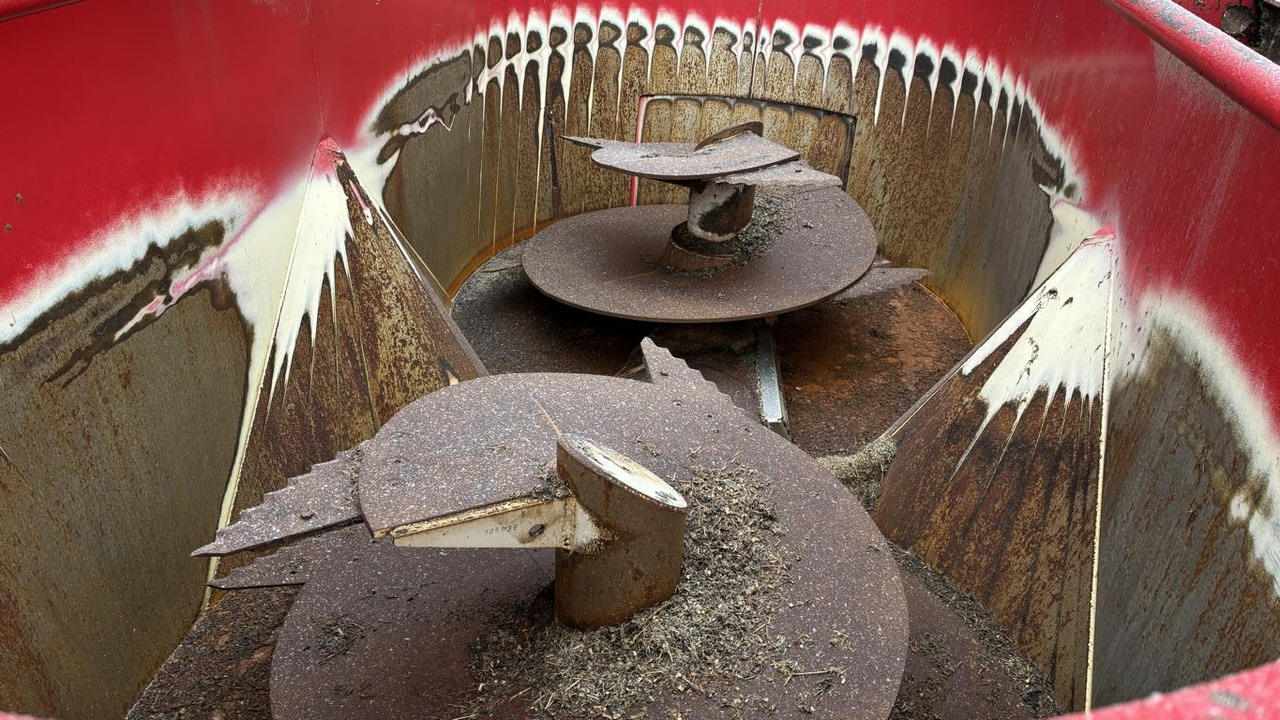 Mayer VM-14 DUO T - Misturadora Alimentadora: foto 5 Mayer VM-14 DUO T - Misturadora Alimentadora: foto 5