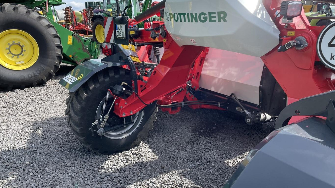 Pöttinger MERGENTO VT 9220 - Ancinho enleirador: foto 3 Pöttinger MERGENTO VT 9220 - Ancinho enleirador: foto 3