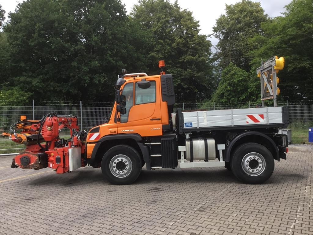Veículo municipal/ Especial Mercedes-Benz UNIMOG U 527: foto 48