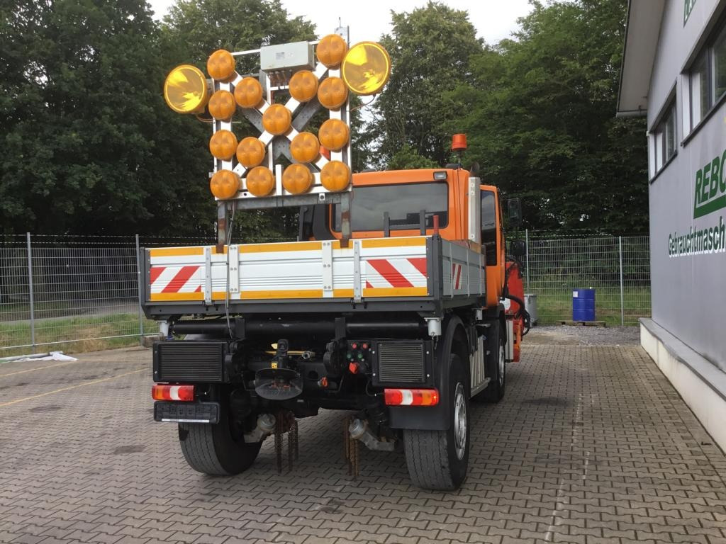 Veículo municipal/ Especial Mercedes-Benz UNIMOG U 527: foto 42