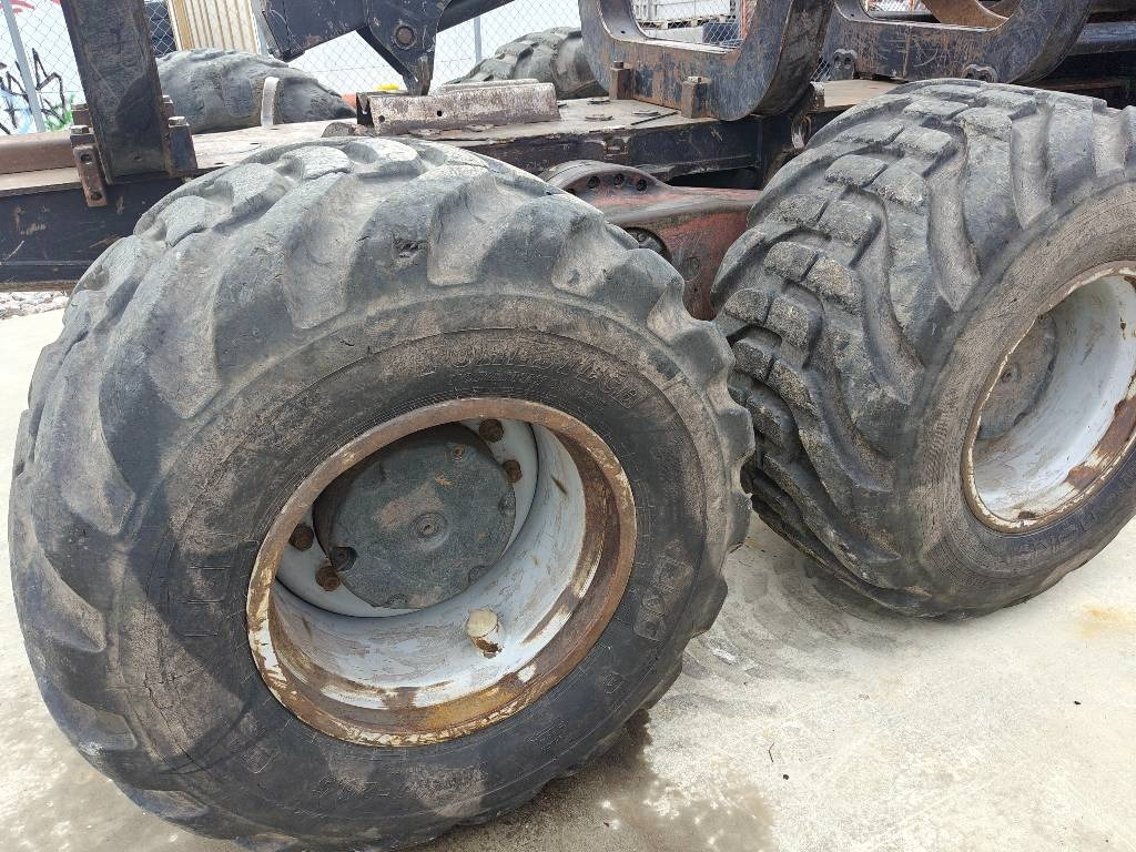 Komatsu 865  - Forwarder: foto 4 Komatsu 865  - Forwarder: foto 4