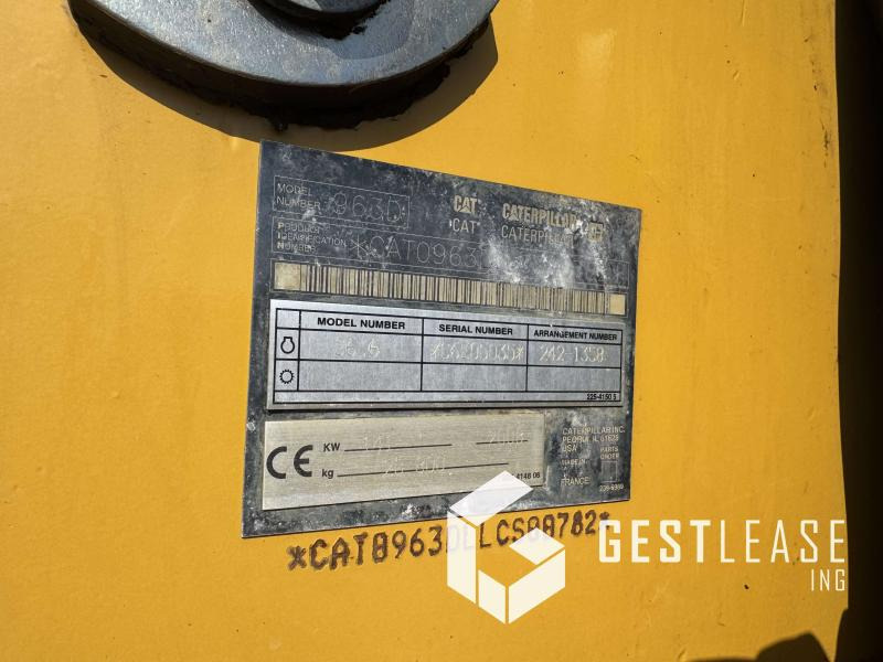 Carregadeira de esteiras Caterpillar 963D: foto 13
