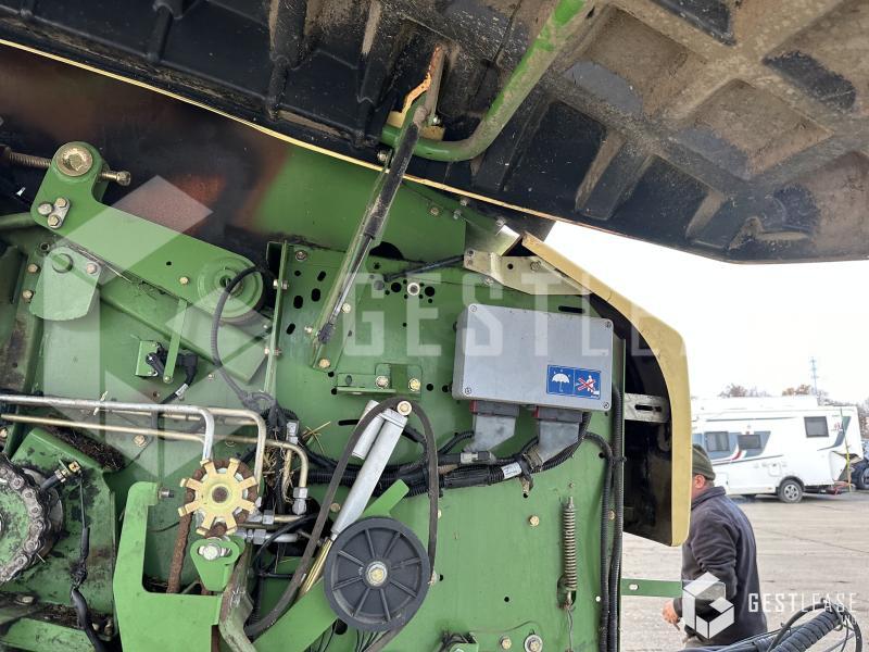 Enfardadeira de fardos redondos Krone COMPRIMA V 150 XC: foto 13 Enfardadeira de fardos redondos Krone COMPRIMA V 150 XC: foto 13