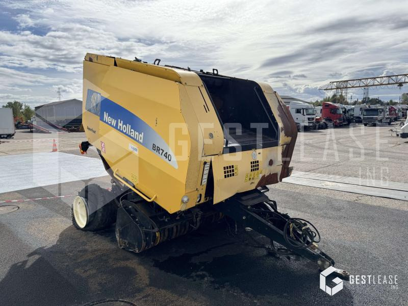 New Holland BR740 - Enfardadeira de fardos redondos: foto 4 New Holland BR740 - Enfardadeira de fardos redondos: foto 4