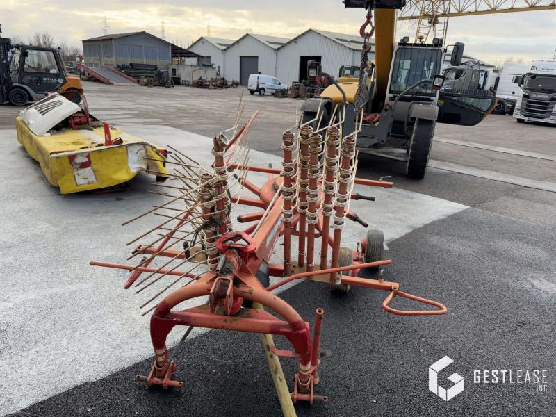 Pöttinger TOP 380N - Ancinho enleirador: foto 4 Pöttinger TOP 380N - Ancinho enleirador: foto 4