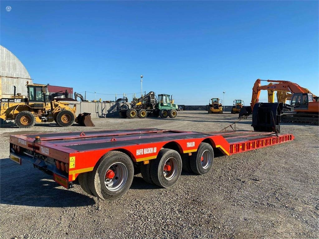 Hako Gooseneck lowbed , axle lift - Semireboque baixa: foto 3 Hako Gooseneck lowbed , axle lift - Semireboque baixa: foto 3