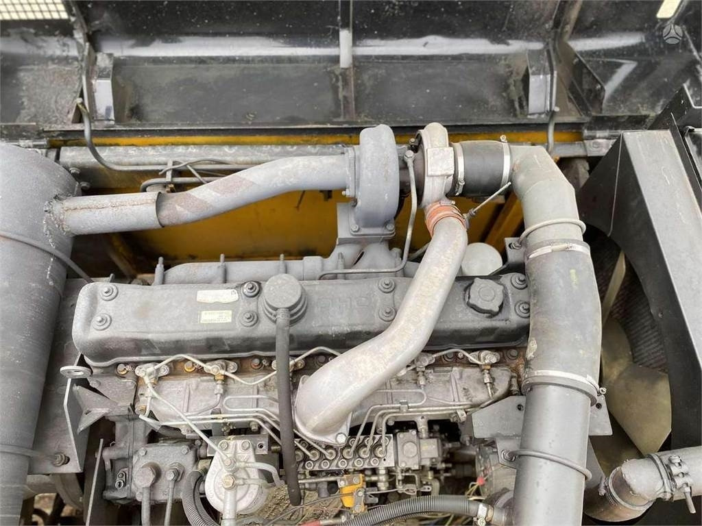 Escavadora de rastos JCB JS 330 LC , ISUZU MANUAL PUMP: foto 19