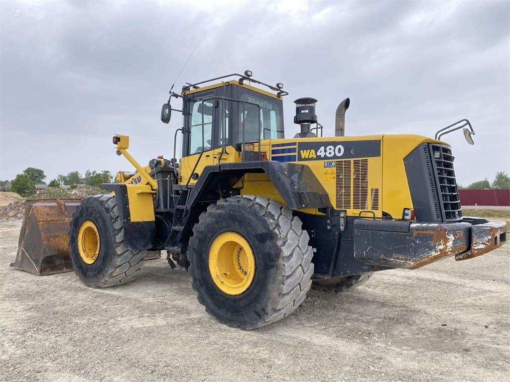 Locação de Komatsu WA 480-6  Komatsu WA 480-6: foto 6