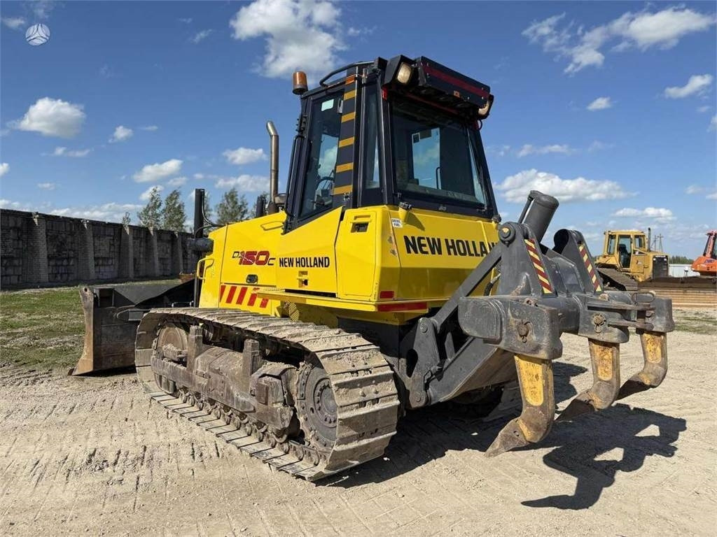 New Holland D150C Ripper - Buldôzer: foto 5 New Holland D150C Ripper - Buldôzer: foto 5