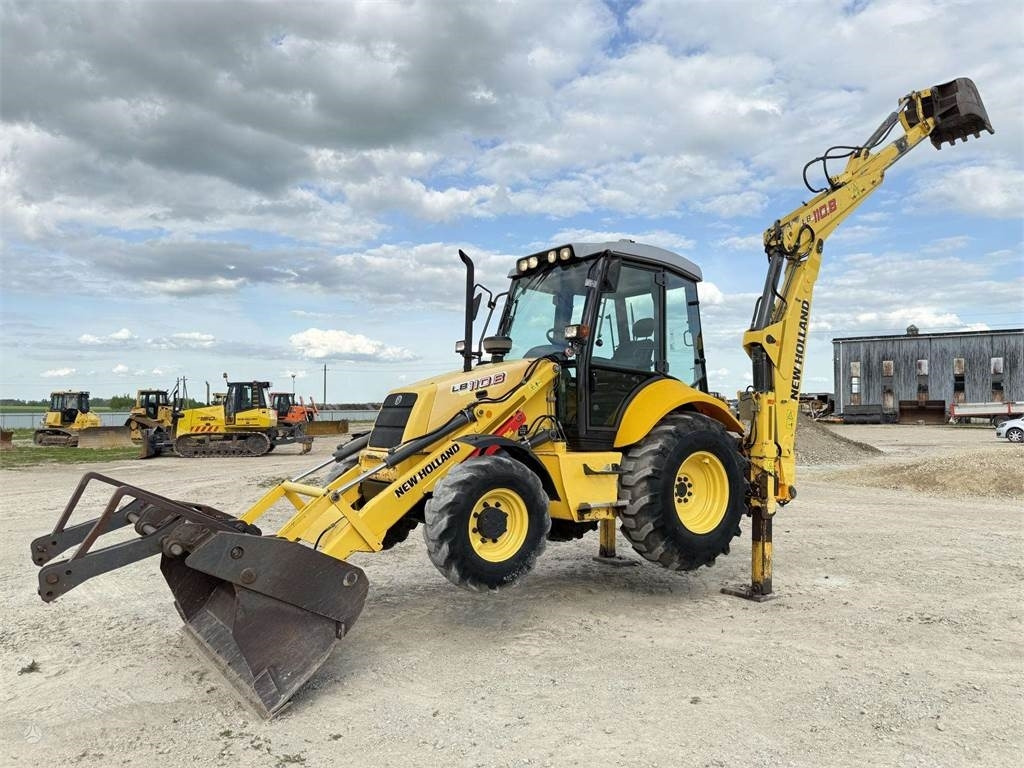 New Holland LB 110 B-4PT - Retroescavadeira: foto 2 New Holland LB 110 B-4PT - Retroescavadeira: foto 2