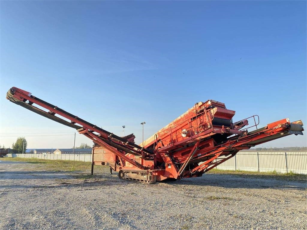 Terex Finlay 683 TR , 25 ton, radio - Britadeira móvel: foto 3 Terex Finlay 683 TR , 25 ton, radio - Britadeira móvel: foto 3