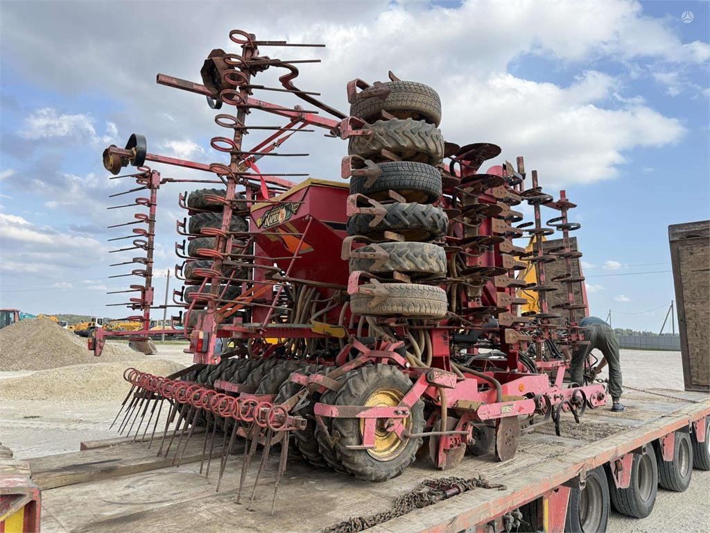 Vaderstad Rapid 600 F - Semeadeira: foto 4 Vaderstad Rapid 600 F - Semeadeira: foto 4