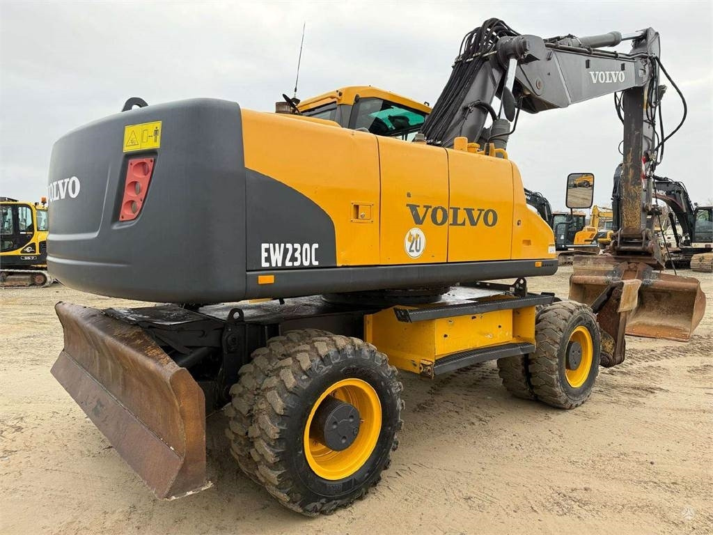 Volvo EW 230 C, 25 ton - Escavadeira de rodas: foto 5 Volvo EW 230 C, 25 ton - Escavadeira de rodas: foto 5