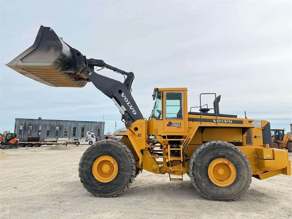 Volvo L 220 D, Quick hitch, Third l - Carregadeira de rodas: foto 4 Volvo L 220 D, Quick hitch, Third l - Carregadeira de rodas: foto 4