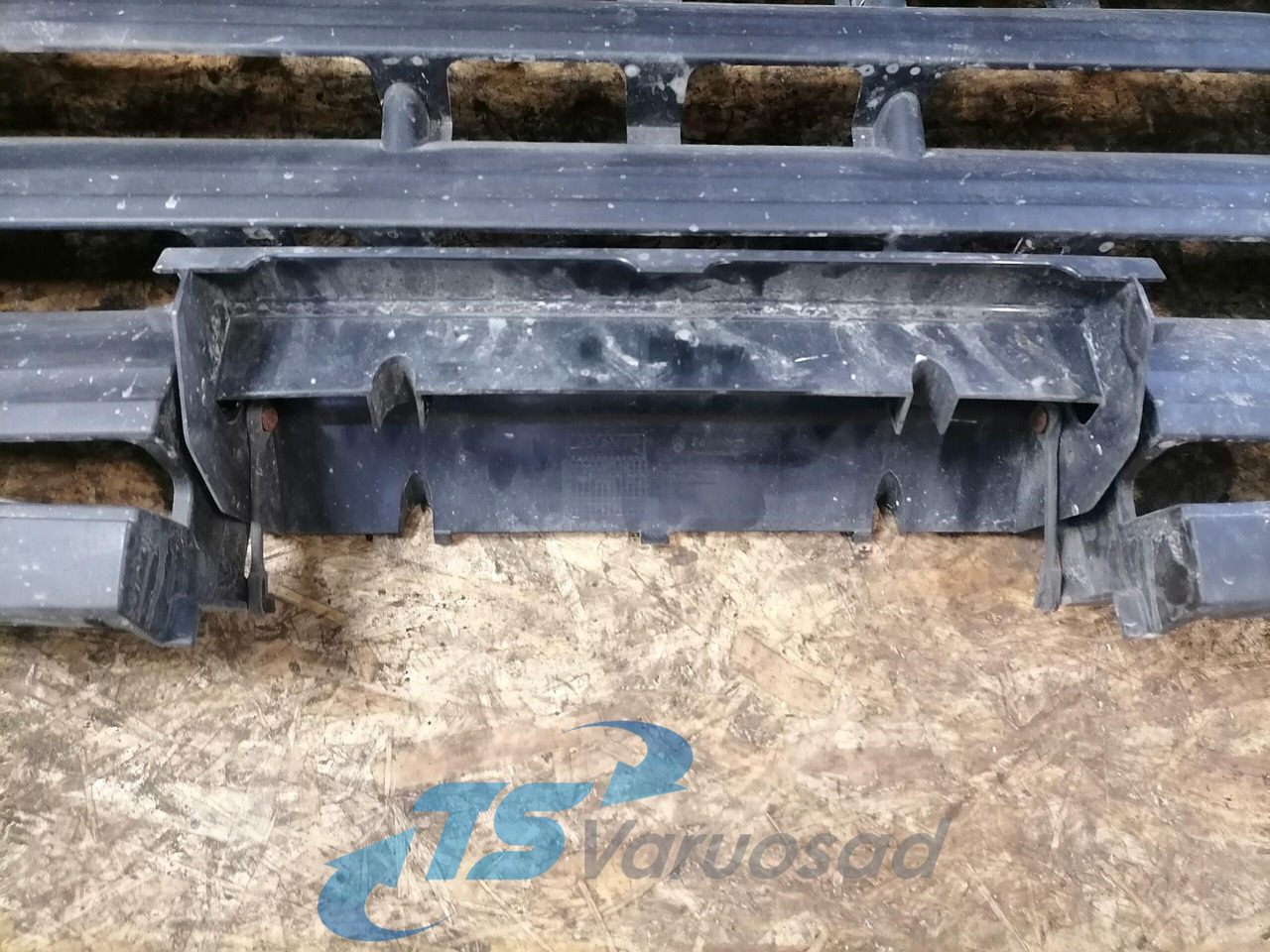 DAF Grille panel 1635802 - Grade radiador de Caminhão: foto 5 DAF Grille panel 1635802 - Grade radiador de Caminhão: foto 5