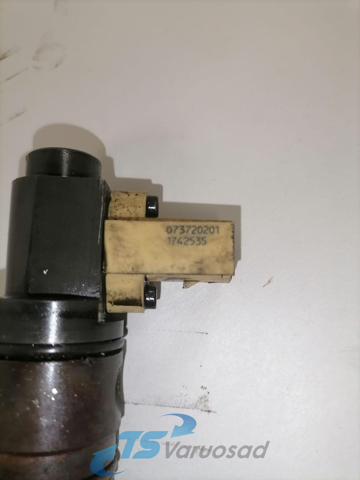 DAF Injector 1742535 - Bomba de combustivel de Caminhão: foto 2 DAF Injector 1742535 - Bomba de combustivel de Caminhão: foto 2
