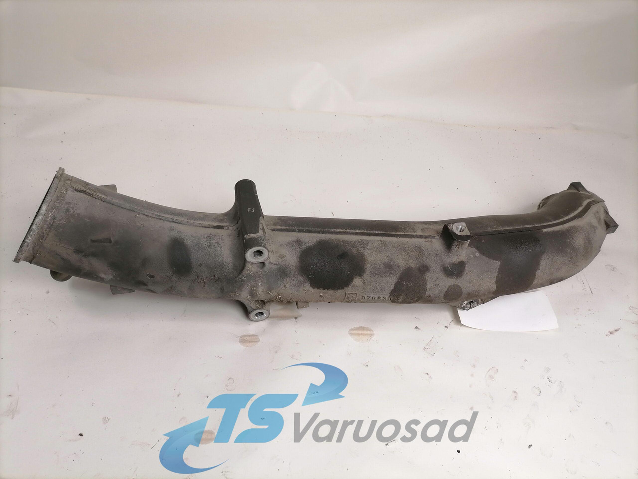 DAF intercooler pipe 1694924 - Intercooler de Caminhão: foto 2 DAF intercooler pipe 1694924 - Intercooler de Caminhão: foto 2