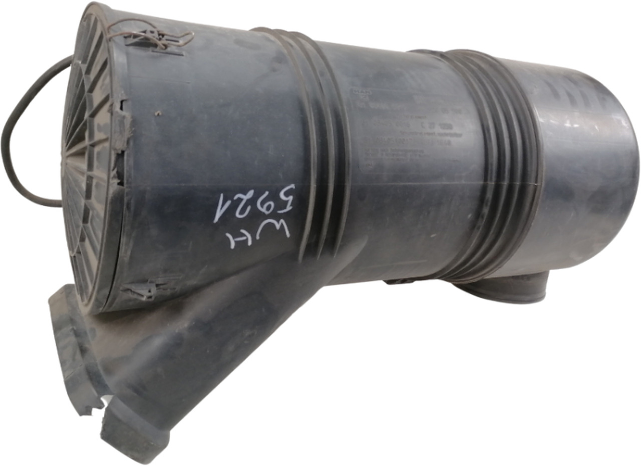MAN Air filter housing 81084006012 - Sistema de admissão de ar de Caminhão: foto 1 MAN Air filter housing 81084006012 - Sistema de admissão de ar de Caminhão: foto 1