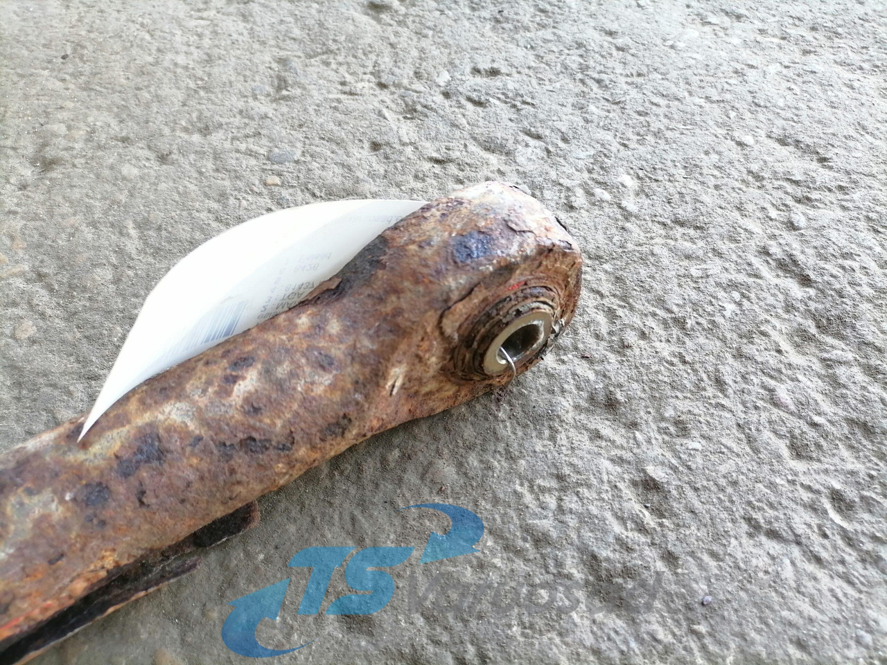 MAN Anti-roll bar 81437156074 - Barra estabilizadora de Caminhão: foto 3 MAN Anti-roll bar 81437156074 - Barra estabilizadora de Caminhão: foto 3