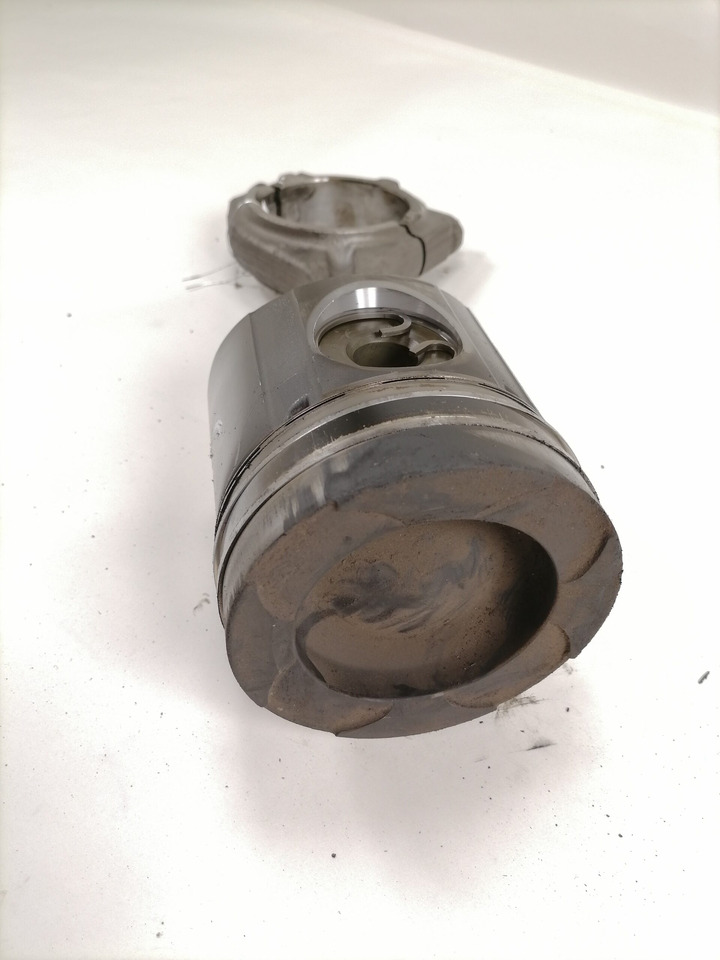 MAN Connecting rod + piston 51024006030 - Piston/ Anel/ Buch de Caminhão: foto 3 MAN Connecting rod + piston 51024006030 - Piston/ Anel/ Buch de Caminhão: foto 3