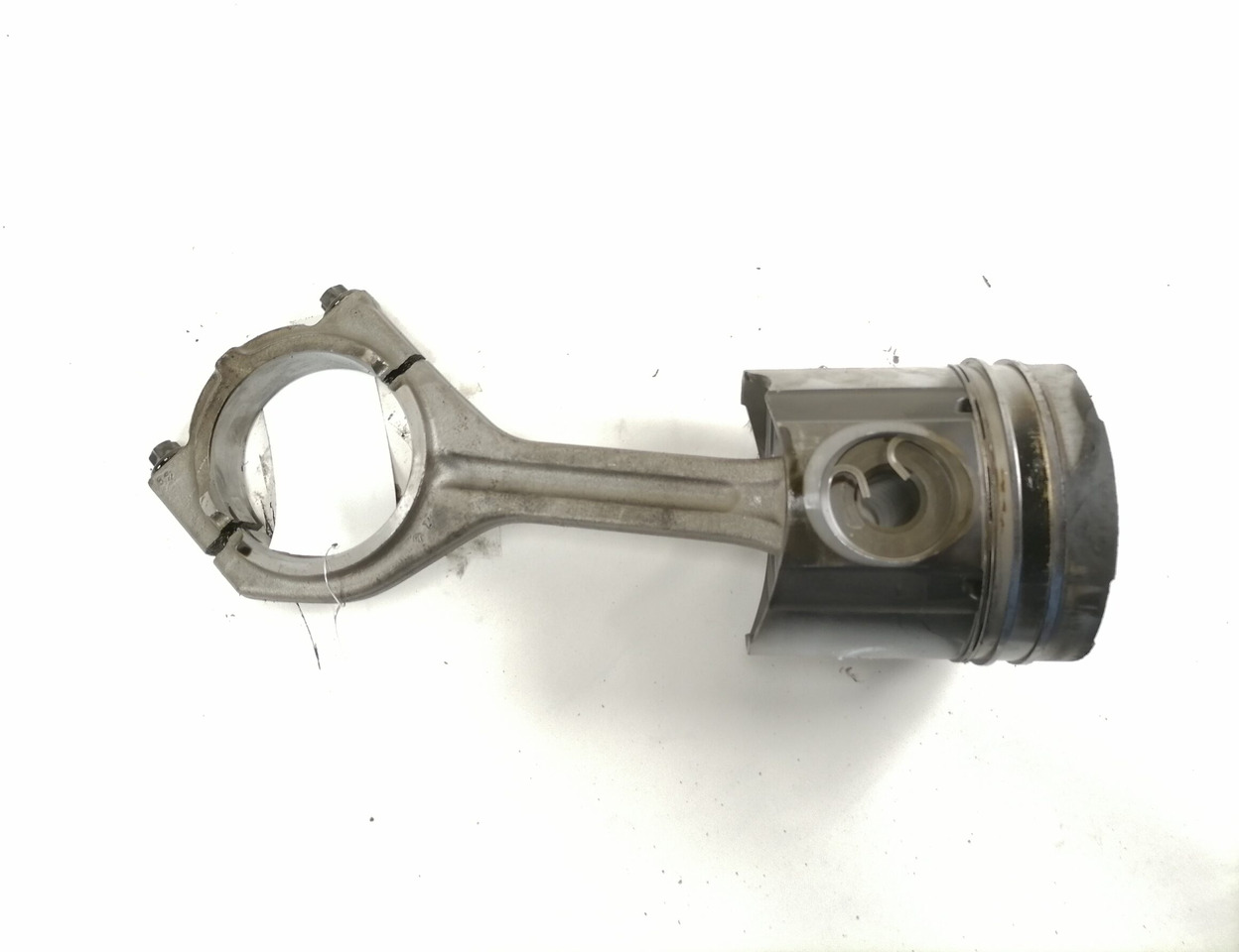 MAN Connecting rod + piston 51024006030 - Piston/ Anel/ Buch de Caminhão: foto 2 MAN Connecting rod + piston 51024006030 - Piston/ Anel/ Buch de Caminhão: foto 2