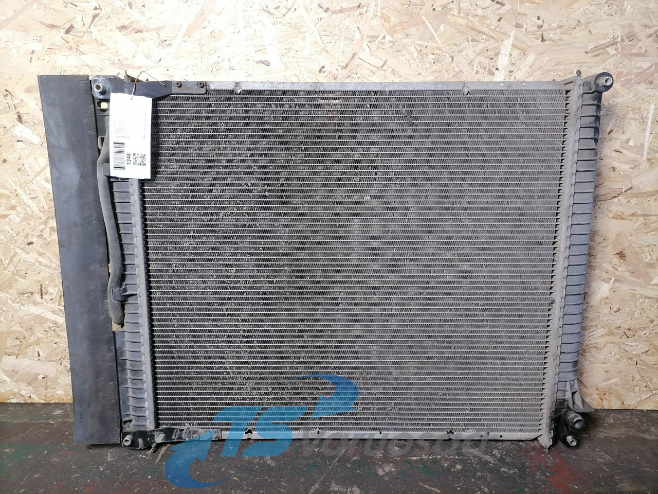 MAN Cooling radiator 8106116493 - Radiador de Caminhão: foto 2 MAN Cooling radiator 8106116493 - Radiador de Caminhão: foto 2