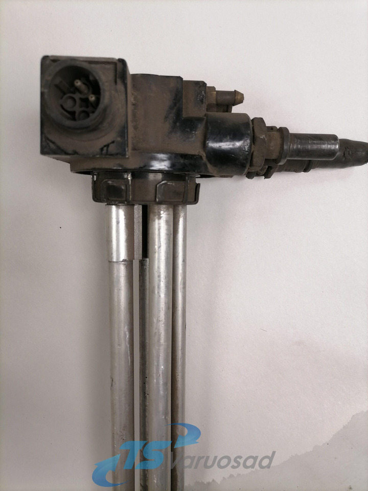 MAN Fuel pick up 6084 - Fornecimento de combustível de Caminhão: foto 2 MAN Fuel pick up 6084 - Fornecimento de combustível de Caminhão: foto 2