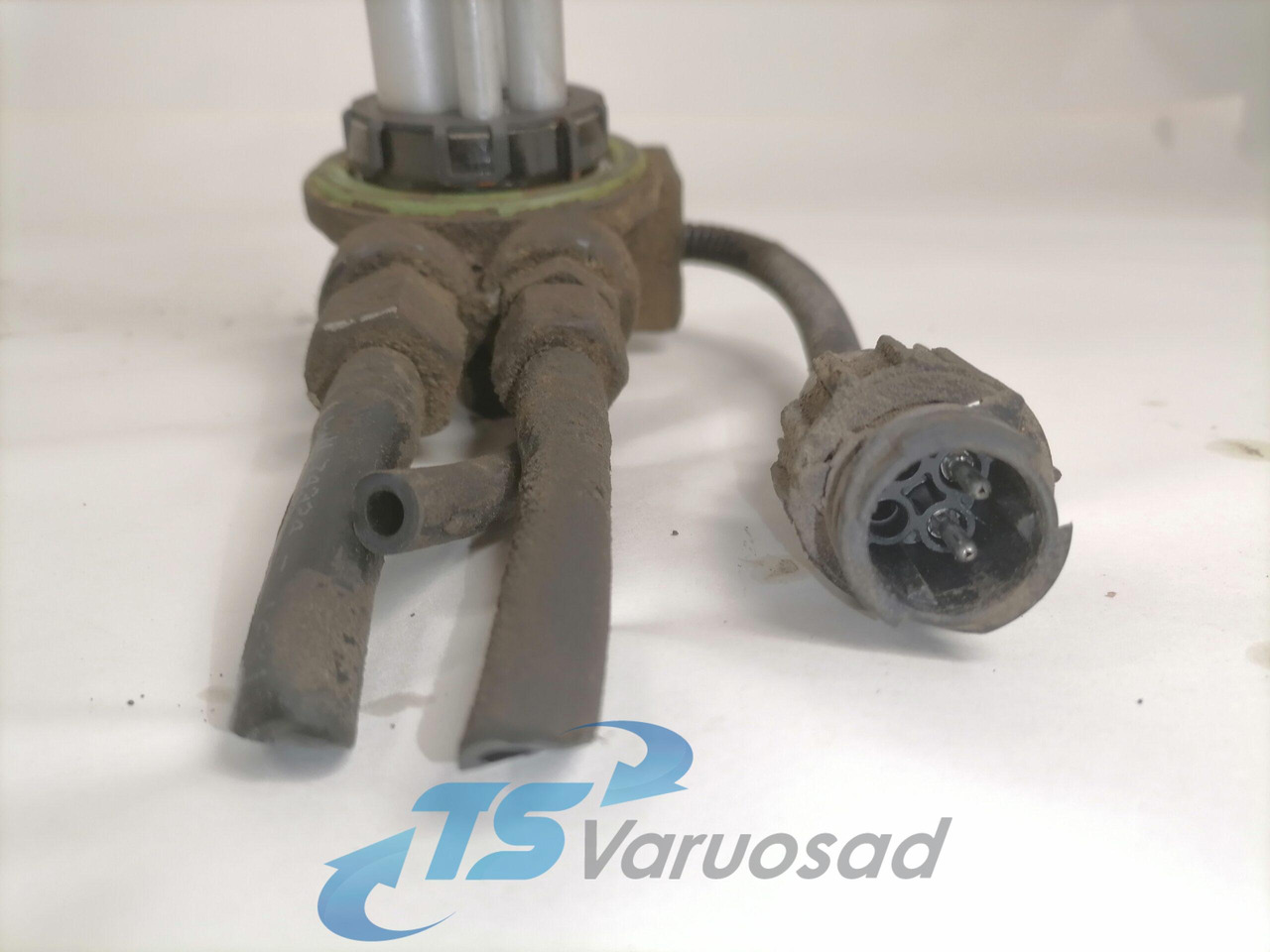 MAN Fuel pick up 81272036030 - Fornecimento de combustível de Caminhão: foto 2 MAN Fuel pick up 81272036030 - Fornecimento de combustível de Caminhão: foto 2