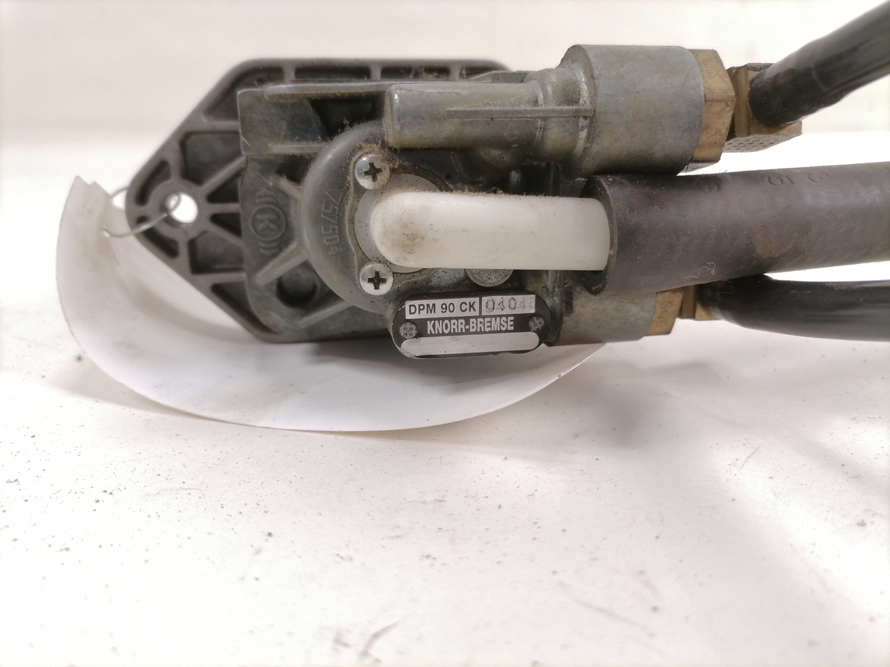 MAN Handbrake control lever - - Peça universal de Caminhão: foto 2 MAN Handbrake control lever - - Peça universal de Caminhão: foto 2